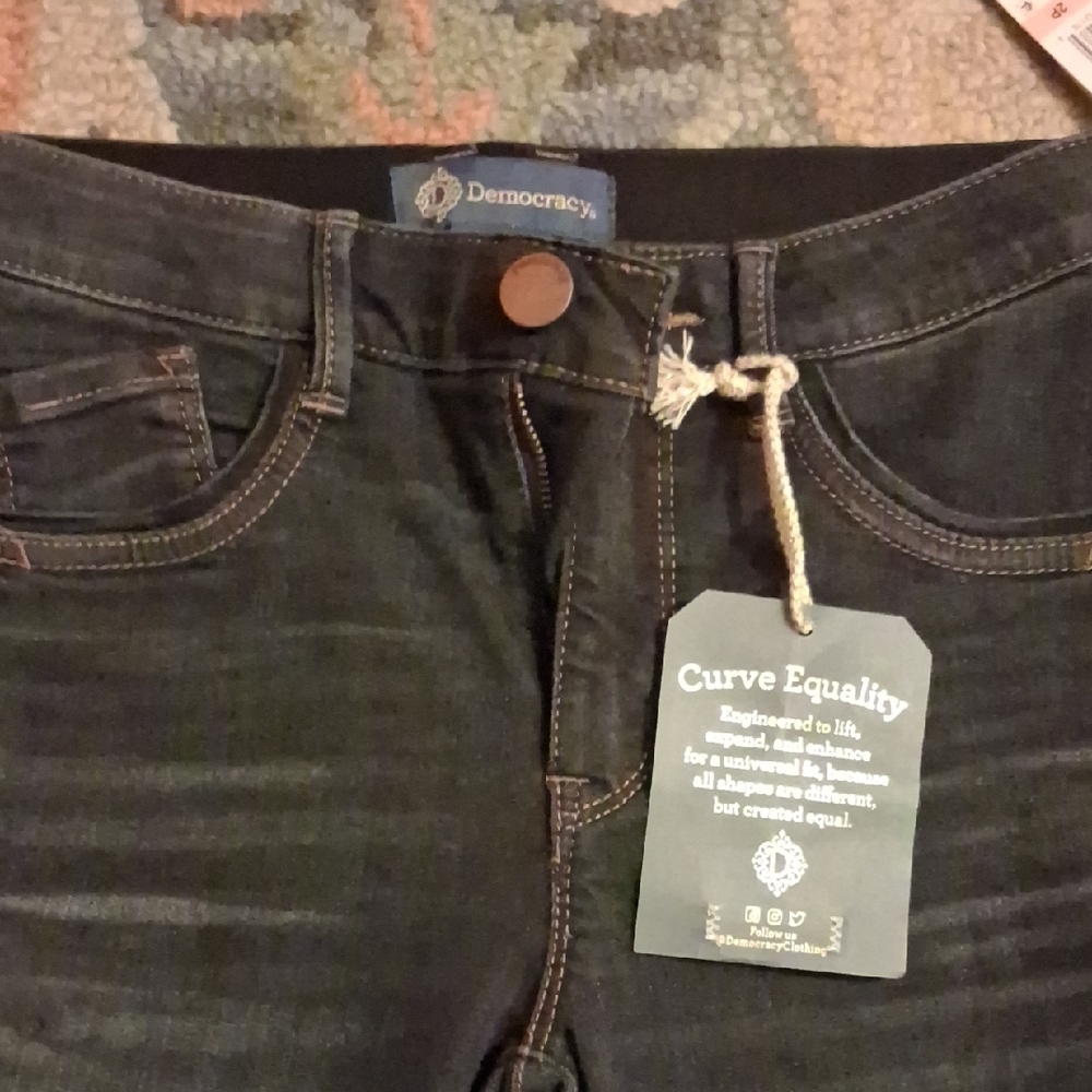 Democracy High Rise Jeans - Picture 2 of 5